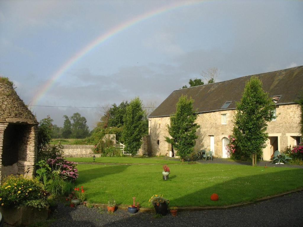 Chambres D'Hotes Les Pieris Grandcamp-Maisy Dış mekan fotoğraf